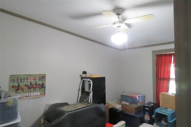 2108 Dove Ln, Cleburne, TX 76031 - photo 7