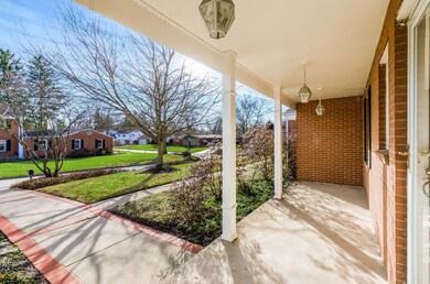 972 Lynbrook Rd, Columbus, OH 43235 - photo 5