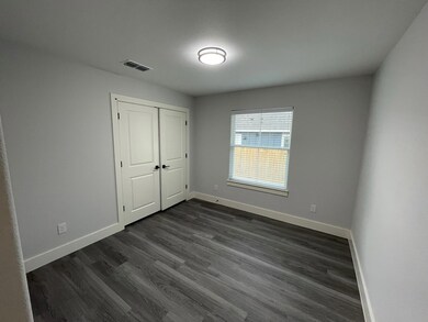 604 E 3rd St unit 2, Bonham, TX 75418 - photo 5