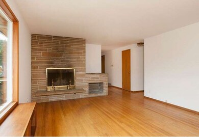 1029 Glen St, Edmonds, WA 98020 - photo 2