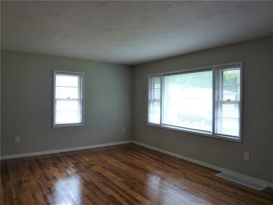 517 Montpelier Ave, Erie, PA 16505 - photo 6