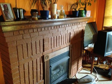 272 FIREPLACE