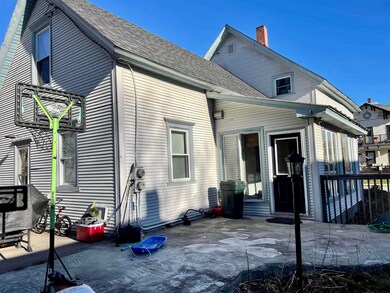 301 Spring St, Saint Johnsbury, VT 05819 - photo 4