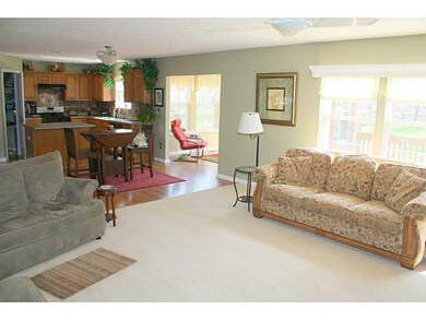 5739 Yorktown Ln, Plainfield, IN 46168 - photo 4