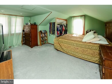 44 S Clinton Ave, Maple Shade, NJ 08052 - photo 5