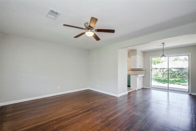 10226 Envoy St, Houston, TX 77016 - photo 7