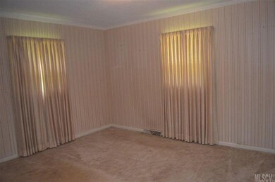 805 Woods Dr, Statesville, NC 28677 - photo 6