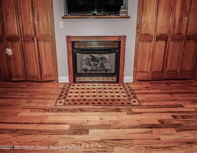 Living Room 4