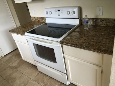 1103 Dulles Ave unit 202, Stafford, TX 77477 - photo 6