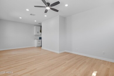 2215 W Washington St, Phoenix, AZ 85009 - photo 7