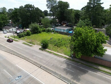 5029 Pinemont Dr, Houston, TX 77092 - photo 6