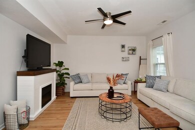 3203 Hurst St, Whiteland, IN 46184 - photo 7