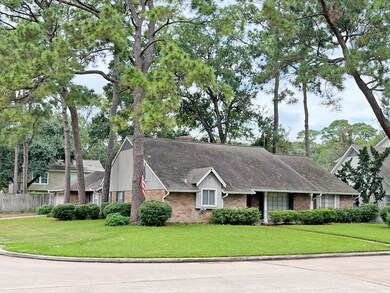 803 Patchester Dr, Houston, TX 77079 - photo 3