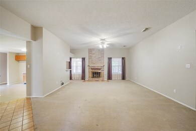 Family room with plenty of space for larger furnit