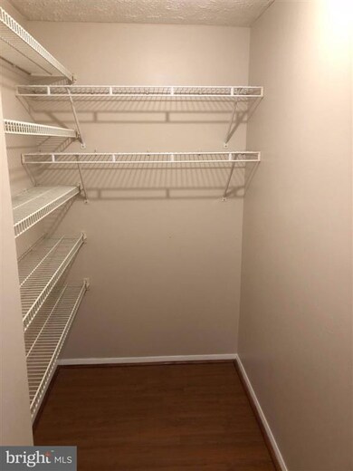 12525 Willow Spring Cir, Germantown, MD 20874 - photo 5