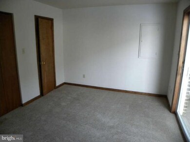 430 Martina Dr, Chambersburg, PA 17201 - photo 5