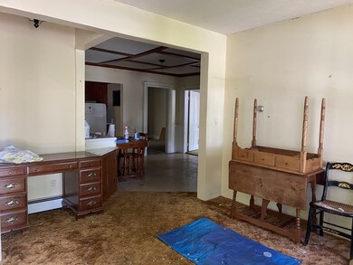 44 Ward Ave, Easthampton, MA 01027 - photo 4