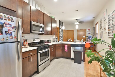 1625 N Campbell Ave unit 1F, Chicago, IL 60647 - photo 2