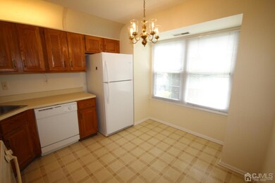 217 Hampshire Ct unit 2217, Piscataway, NJ 08854 - photo 6
