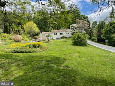 982 Reading Ave, Boyertown, PA 19512 - photo 4