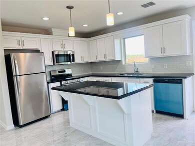 709 Palmer Rd unit 4, Mission, TX 78573 - photo 4