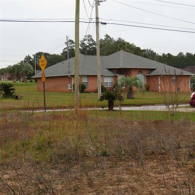 7535 Lillie Ln, Pensacola, FL 32526 - photo 3