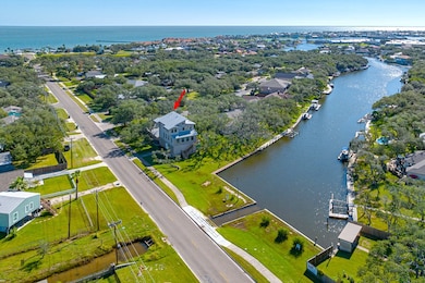 WATER VIEWS FOR ALL 3 FLOORS