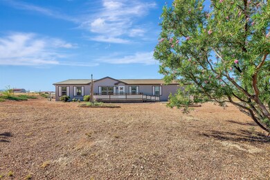 865 W Eleanor Rd, Paulden, AZ 86334 - photo 2