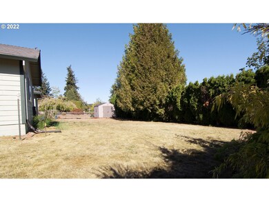 1280 N Pine St, Canby, OR 97013 - photo 3