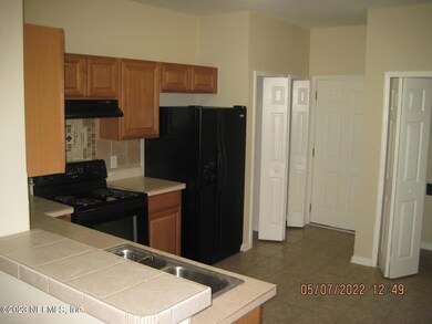 7868 Playpen Ct, Jacksonville, FL 32210 - photo 6