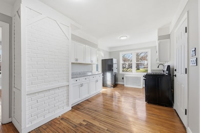 37 Kennedy St, Chicopee, MA 01013 - photo 7