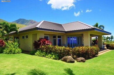 Expansive lanai