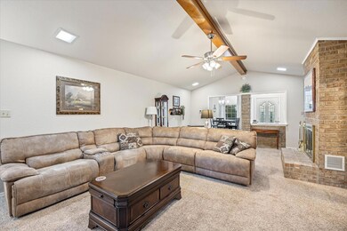 5124 Largo Dr, Granbury, TX 76049 - photo 7