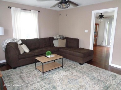 4224 Pineport Rd, Bridgeport, MI 48722 - photo 3