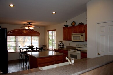 25025 S Desert Flower Ct, Sun Lakes, AZ 85248 - photo 7