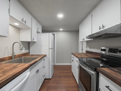 9601 N Ivanhoe Rd, Spokane, WA 99218 - photo 6