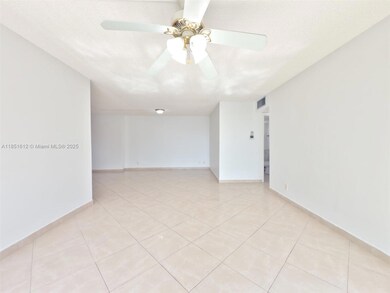 942 NE 199th St unit 302, Miami, FL 33179 - photo 3