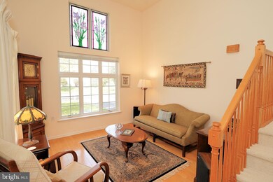 29 Pinflower Ln, Princeton Junction, NJ 08550 - photo 4