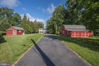 23702 W Patuxent Beach Rd, California, MD 20619 - photo 2