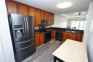 3322 Purple Martin Dr unit 122, Punta Gorda, FL 33950 - photo 3