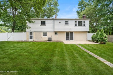 1810 Greenwood Rd, Toms River, NJ 08753 - photo 7