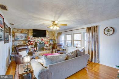 15299 Ballantrae Ave, King George, VA 22485 - photo 4