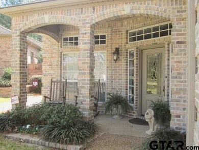 1137 1137 Garden Park Cir, Tyler, TX 75703 - photo 2