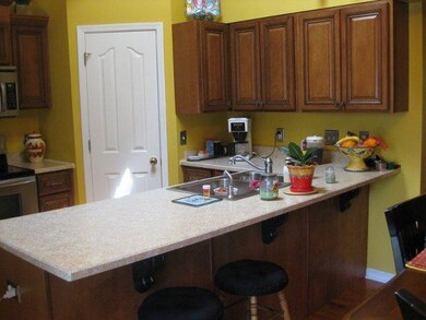 842 Isaac Shelby Cir E, Frankfort, KY 40601 - photo 7