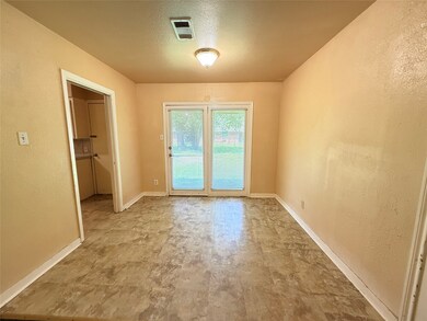 10407 Homestead Rd, Houston, TX 77016 - photo 3