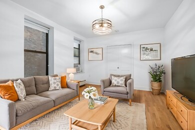 No 305 on the Park unit 403, New York, NY 10039 - photo 3