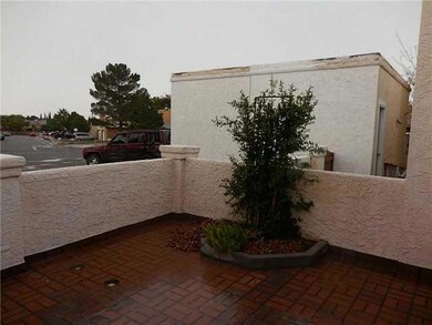 1743 Villa Santos Cir unit 2, El Paso, TX 79935 - photo 2
