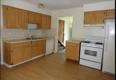 5297 Glenbriar Ct, Columbus, OH 43232 - photo 7