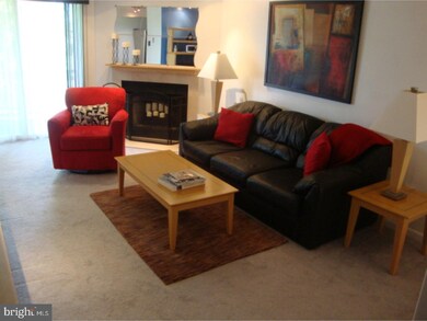 28 Belfast Dr, North Wales, PA 19454 - photo 3