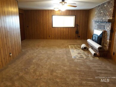 4501 Walker Ln, Homedale, ID 83628 - photo 5